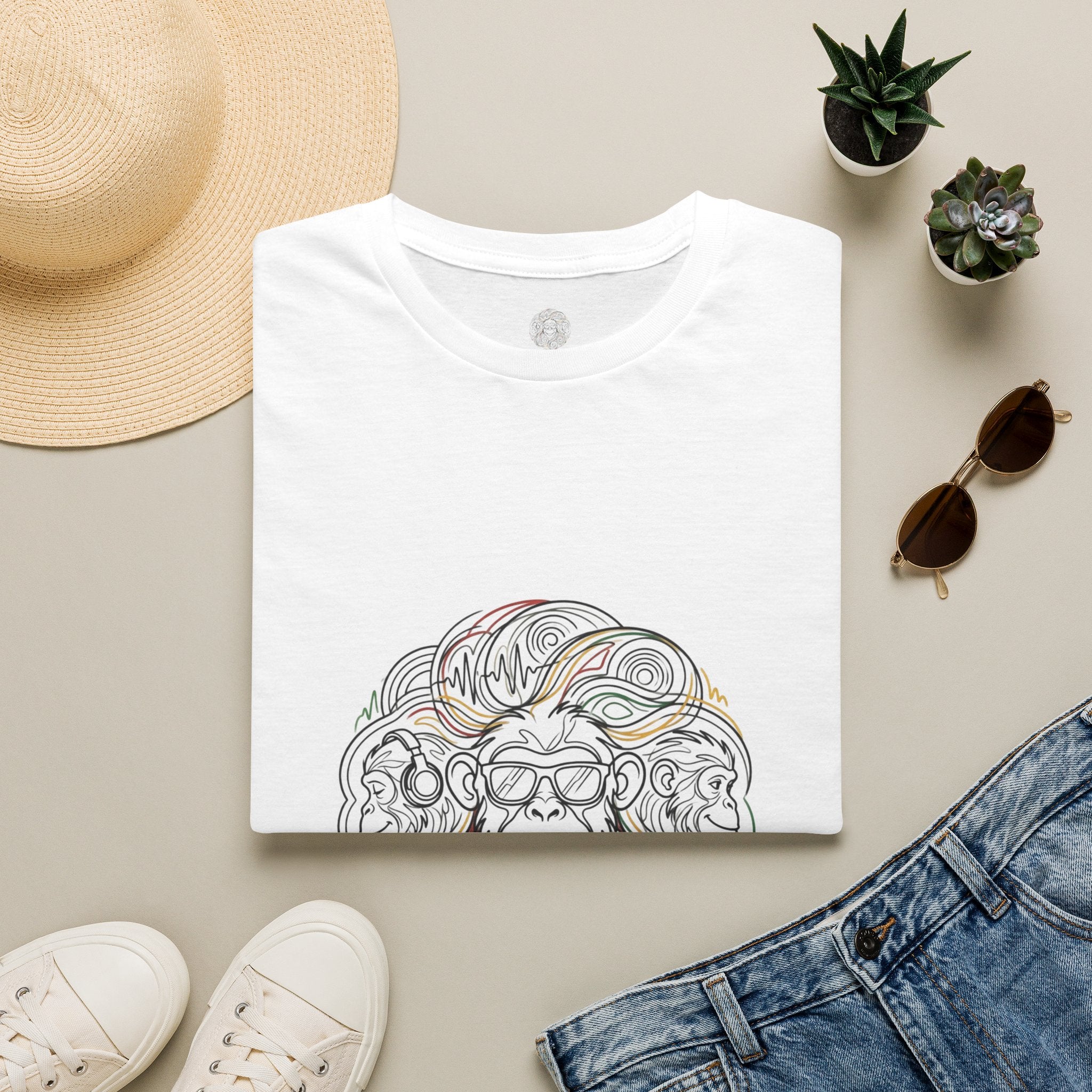Lion Head Outline T-Shirt — Minimalist Boho Lion Graphic Tee