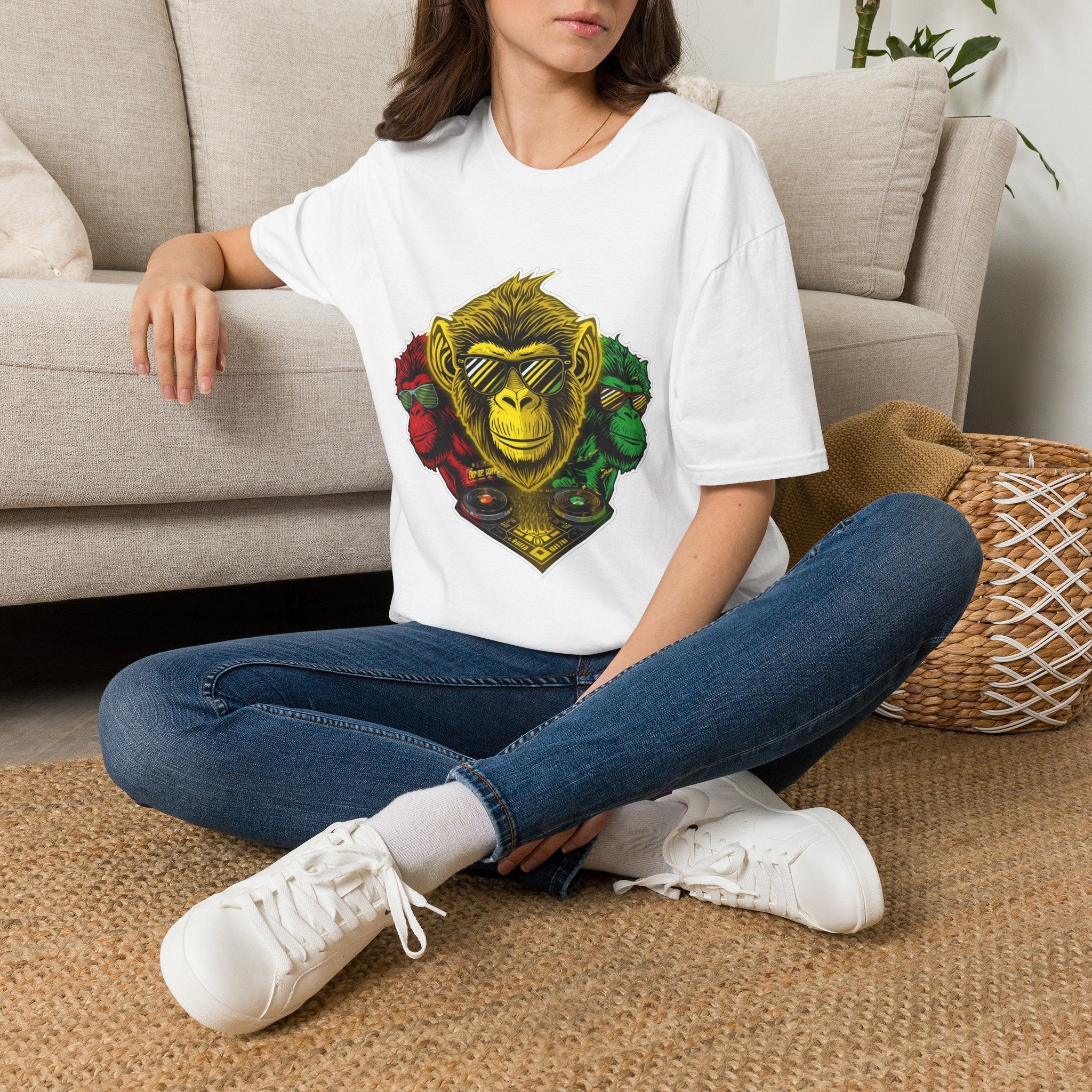 Monkey DJ Graphic T-Shirt — Cool Sunglasses Retro Ape Tee