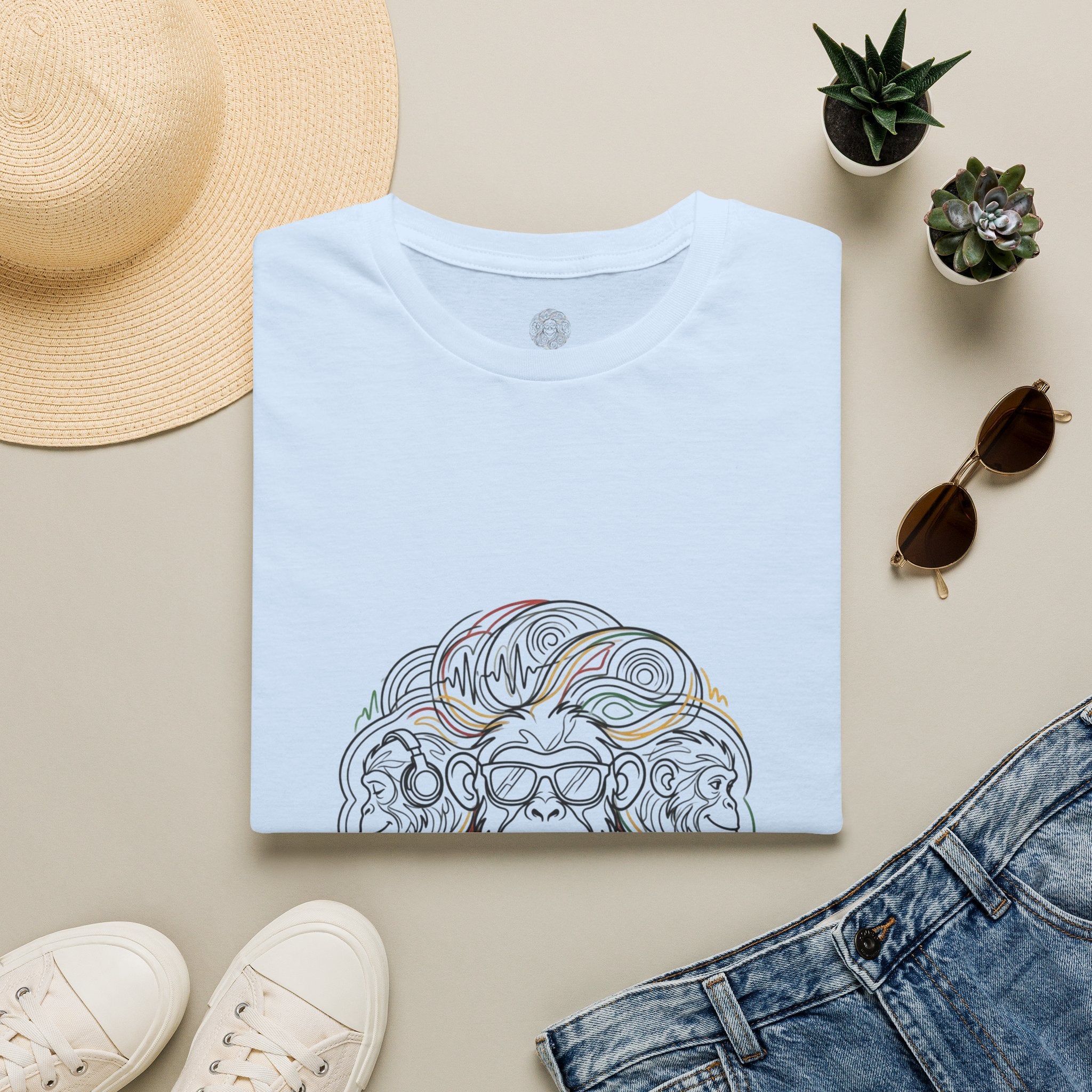 Lion Head Outline T-Shirt — Minimalist Boho Lion Graphic Tee