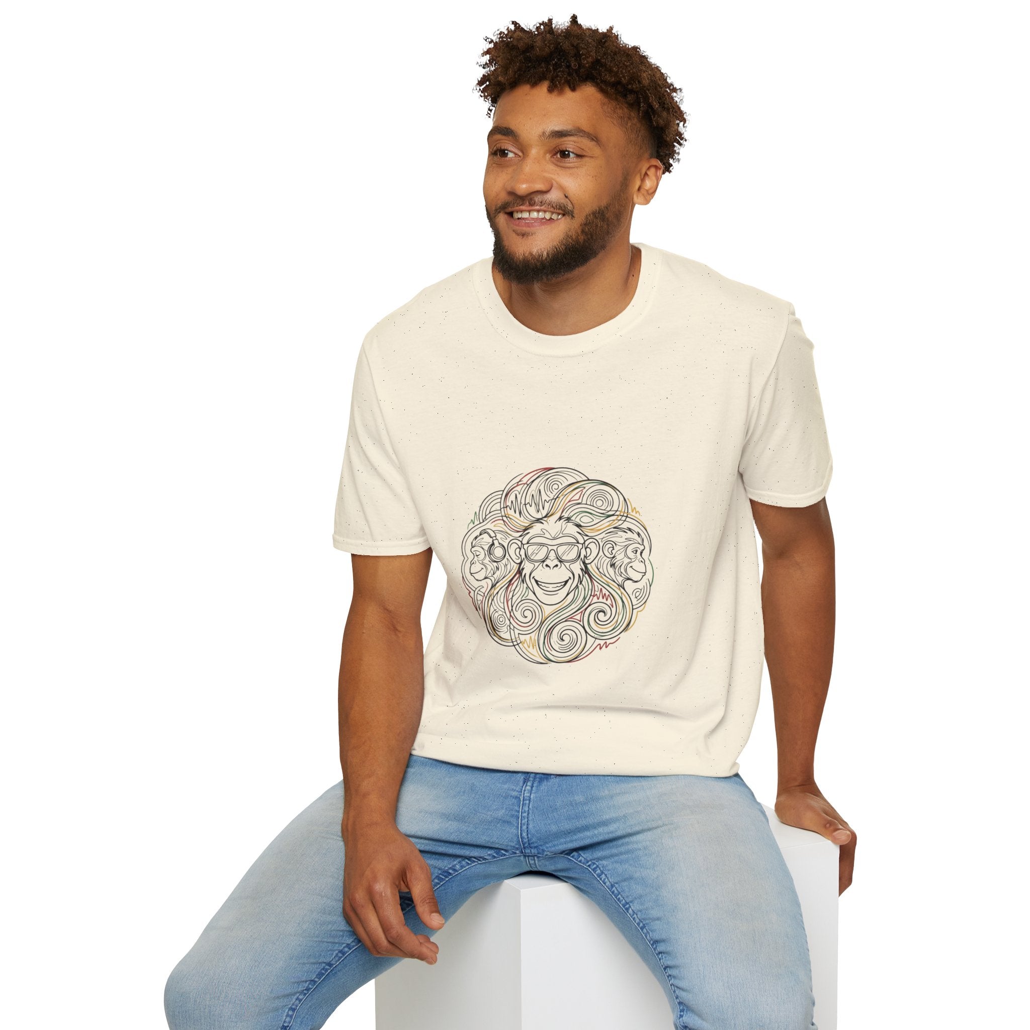 Lion Head Outline T-Shirt — Minimalist Boho Lion Graphic Tee